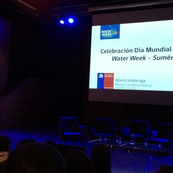 Investigadora Principal de CRHIAM asiste al Water Week 2017