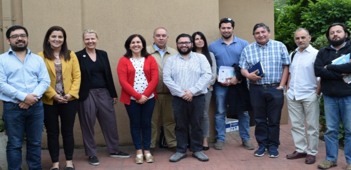 CRHIAM sostiene encuentro con experta ambiental y Dirección General de Aguas