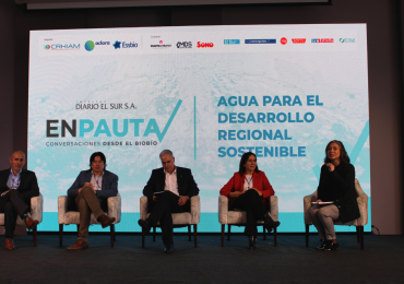 CRHIAM participó en el evento «En Pauta: Conversaciones desde el Biobío» abordando el cuidado del agua en la región