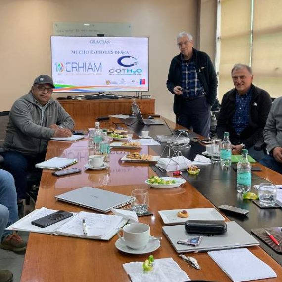 CRHIAM ejecutó curso sobre control de heladas para agricultores de Peumo y Curicó