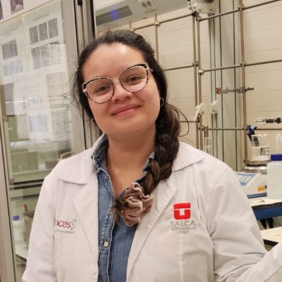 Estudiante de doctorado CRHIAM realizó pasantía en el Instituto de Tecnologías Química y Medioambiental de la Universidad de Castilla-La Mancha